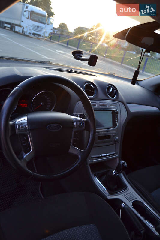 Универсал Ford Mondeo 2009 в Нововолынске