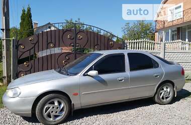 Ліфтбек Ford Mondeo 1996 в Хмельницькому