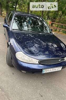 Лифтбек Ford Mondeo 2000 в Одессе