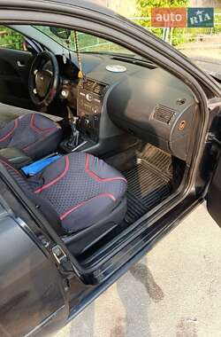 Седан Ford Mondeo 2004 в Києві