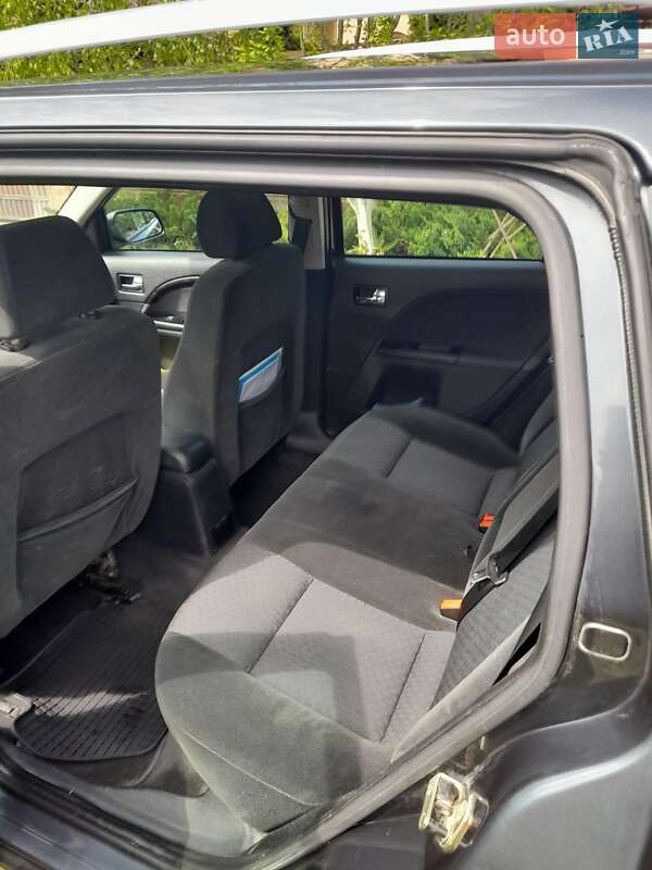 Универсал Ford Mondeo 2006 в Новоселице