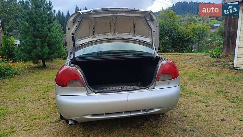 Седан Ford Mondeo 1998 в Долине