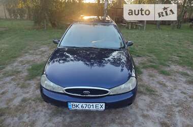 Универсал Ford Mondeo 1998 в Березному