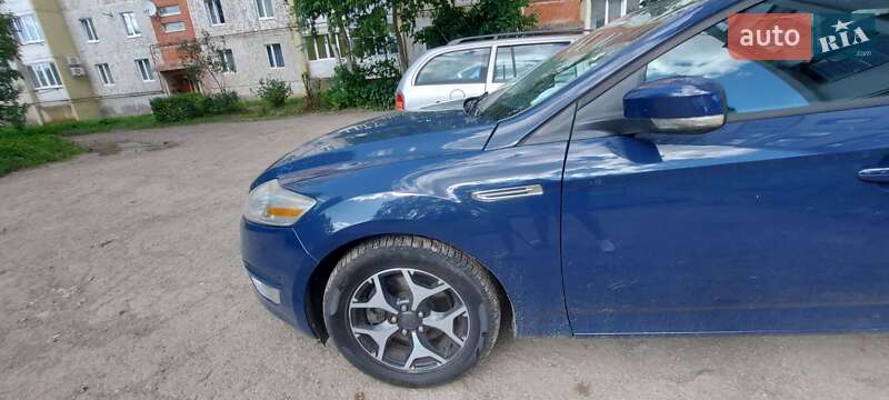 Универсал Ford Mondeo 2011 в Калуше