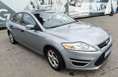 Седан Ford Mondeo 2012 в Черновцах