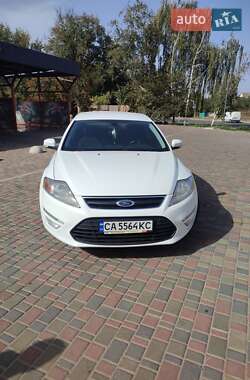 Лифтбек Ford Mondeo 2014 в Шполе