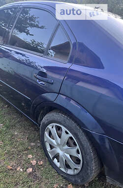 Седан Ford Mondeo 2001 в 