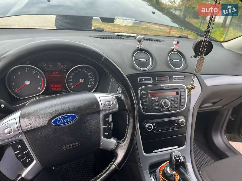 Седан Ford Mondeo 2011 в Конотопе