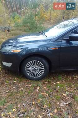 Лифтбек Ford Mondeo 2009 в 