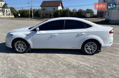 Седан Ford Mondeo 2011 в Дмитровке