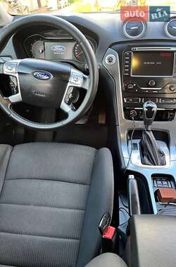 Універсал Ford Mondeo 2011 в Новояворівську