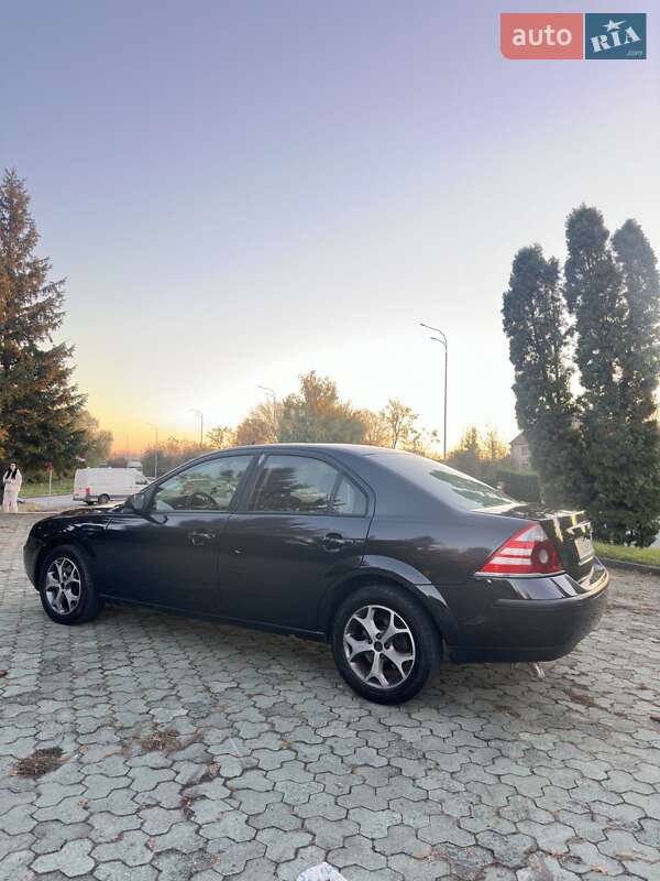 Седан Ford Mondeo 2005 в Дубні