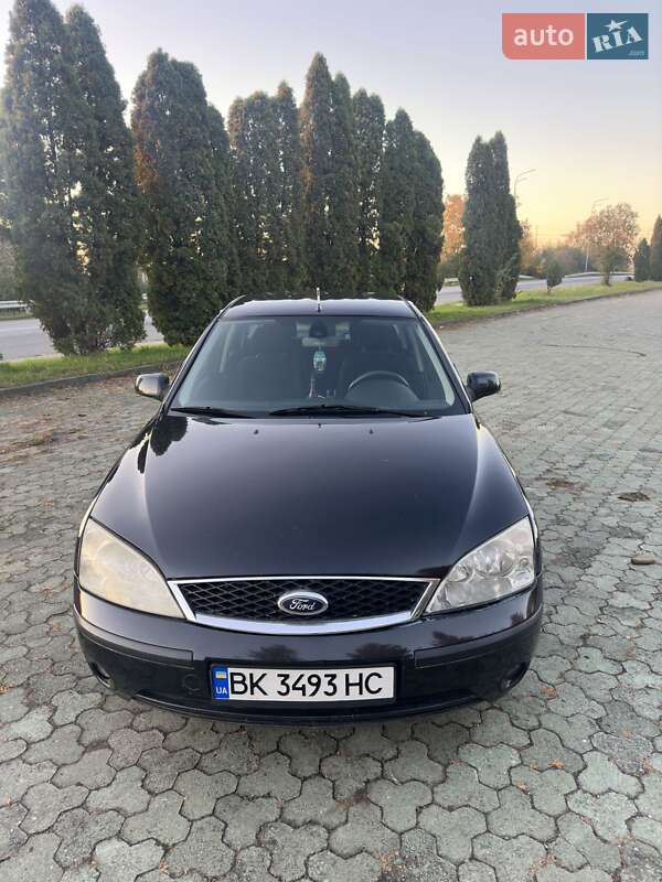 Седан Ford Mondeo 2005 в Дубні