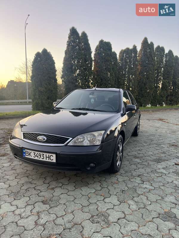 Седан Ford Mondeo 2005 в Дубні