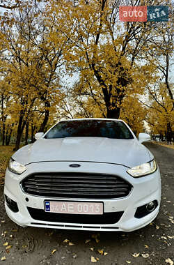 Седан Ford Mondeo 2015 в Павлограде