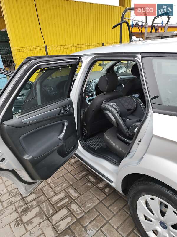 Універсал Ford Mondeo 2011 в Умані фото 21 Універсал Ford Mondeo 2011 в Умані