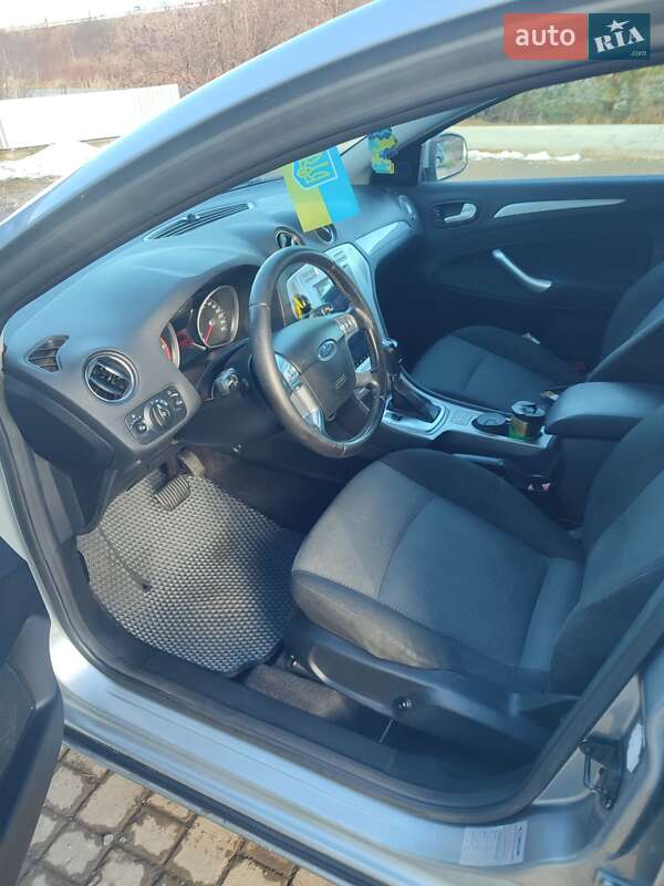 Універсал Ford Mondeo 2008 в Коломиї