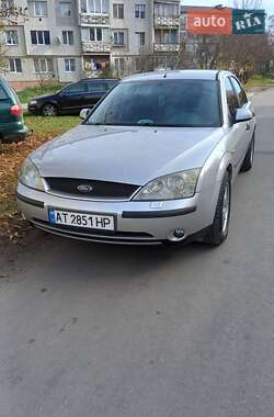 Лифтбек Ford Mondeo 2002 в Надворной