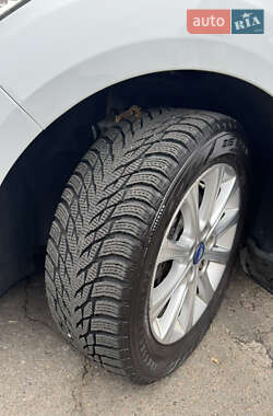 Седан Ford Mondeo 2012 в 