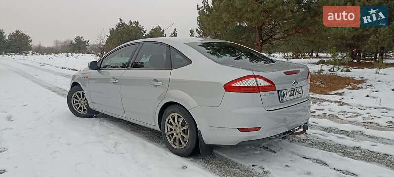 Седан Ford Mondeo 2007 в Макарові