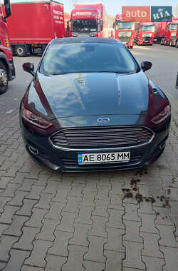 Седан Ford Mondeo 2015 в Новомосковську