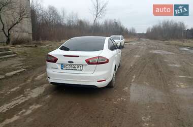 Седан Ford Mondeo 2012 в Дубровиці