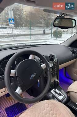 Универсал Ford Mondeo 2002 в 