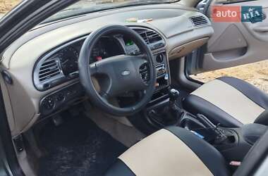 Седан Ford Mondeo 1994 в Староконстантинове