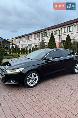 Седан Ford Mondeo 2015 в Стрию