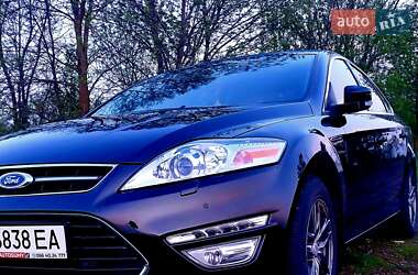 Седан Ford Mondeo 2011 в Черкасах