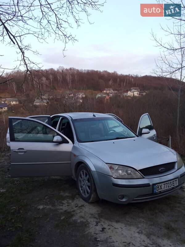 Седан Ford Mondeo 2002 в Кременце