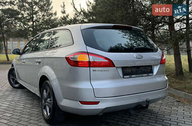 Універсал Ford Mondeo 2010 в Дрогобичі