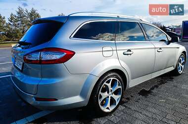Универсал Ford Mondeo 2011 в 