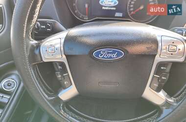 Универсал Ford Mondeo 2011 в 