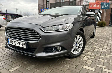 Ліфтбек Ford Mondeo 2014 в Ужгороді