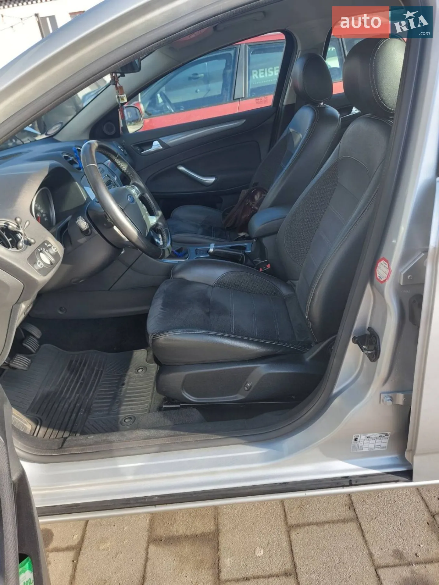 2011 Ford Mondeo - мініатюра 22