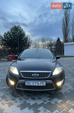 Седан Ford Mondeo 2010 в Львові