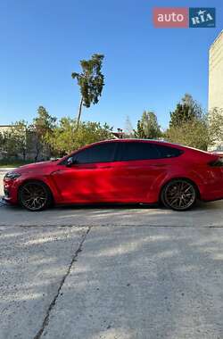 Лифтбек Ford Mondeo 2017 в 