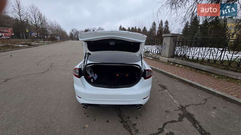 Седан Ford Mondeo 2012 в Умани
