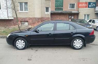 Седан Ford Mondeo 2002 в 
