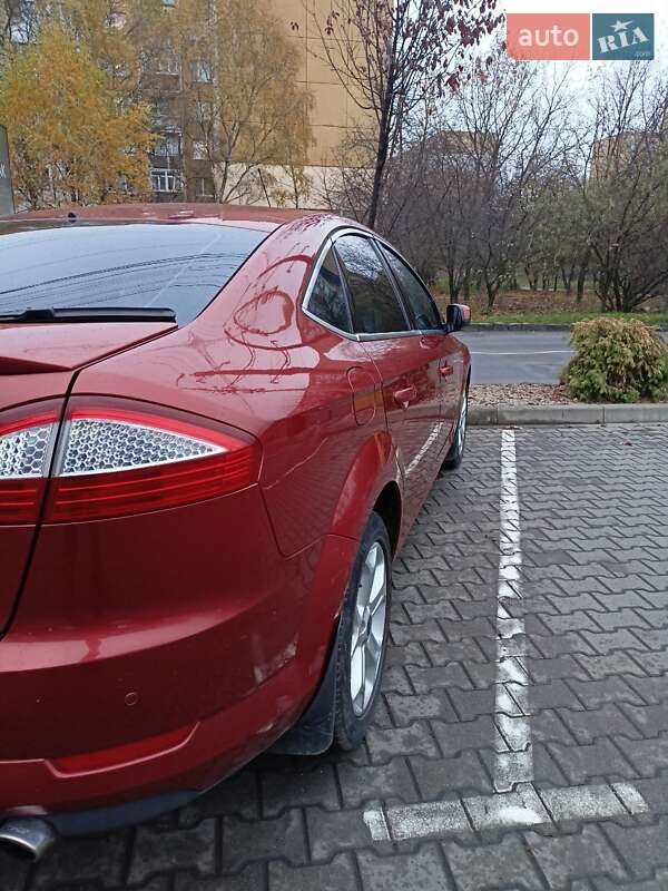 Лифтбек Ford Mondeo 2008 в Ужгороде