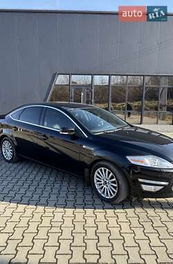 Седан Ford Mondeo 2012 в Львове