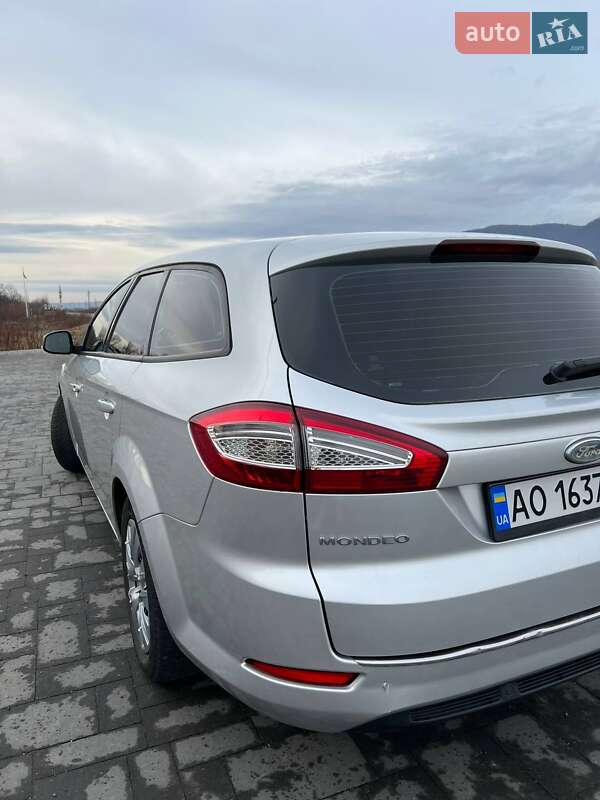 Универсал Ford Mondeo 2010 в Хусте