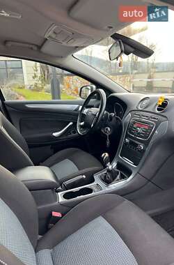 Универсал Ford Mondeo 2010 в 
