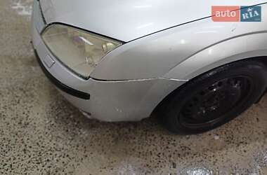 Седан Ford Mondeo 2001 в 