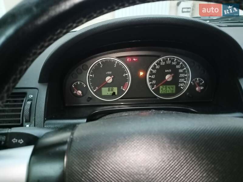 Седан Ford Mondeo 2001 в Сумах