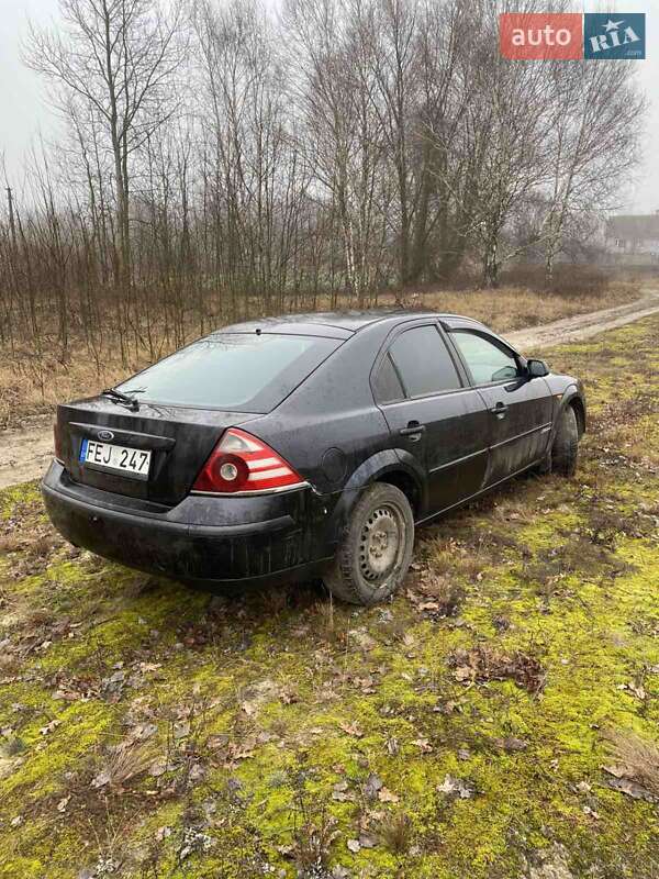 Ліфтбек Ford Mondeo 2002 в Дубровиці