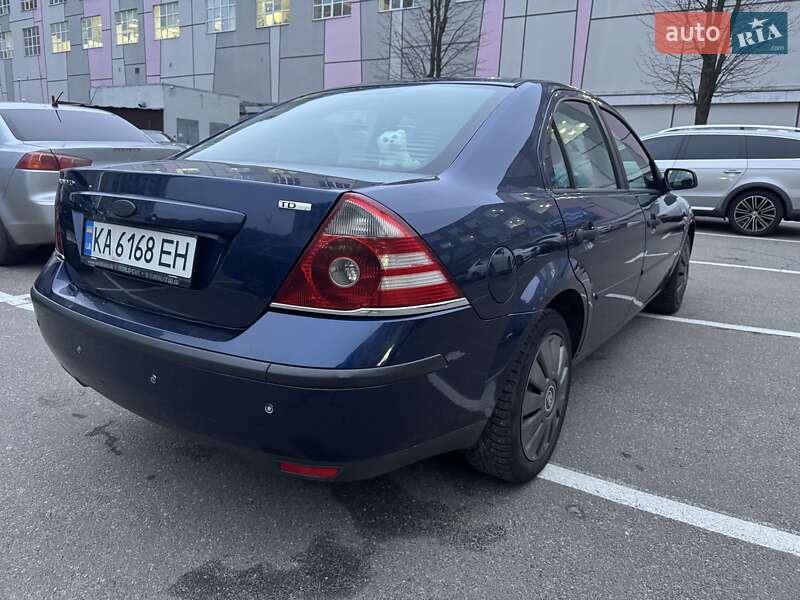 Седан Ford Mondeo 2005 в Киеве