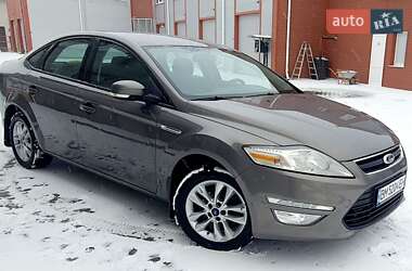 Седан Ford Mondeo 2012 в Сумах