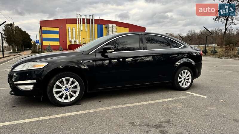 Лифтбек Ford Mondeo 2012 в Краматорске